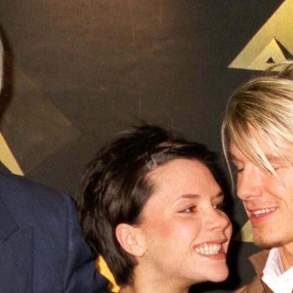 Victoria et David Beckham à Londres le 27 janvier 1999