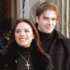 Victoria Adams et David Beckham lors de l'annonce de leurs fiançailles à Londres le 21 janvier 1998