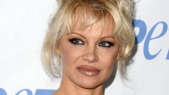 Pamela Anderson : En guerre contre le porno qui est "pour les losers"