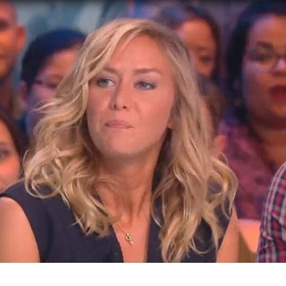 Enora Malagré plus en couple avec Justin, elle dévoile avoir un "nouveau doss" dans "TPMP", lundi 5 septembre 2016, sur C8