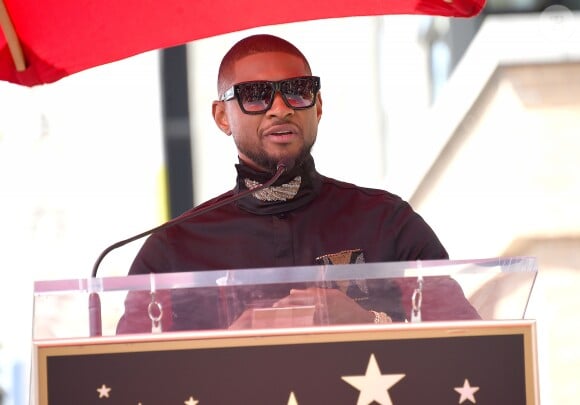 Usher inaugure son étoile sur le Walk of Fame à Hollywood, le 7 septembre 2016.