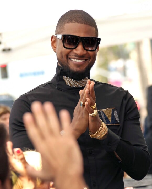 Usher inaugure son étoile sur le Walk of Fame à Hollywood, le 7 septembre 2016.