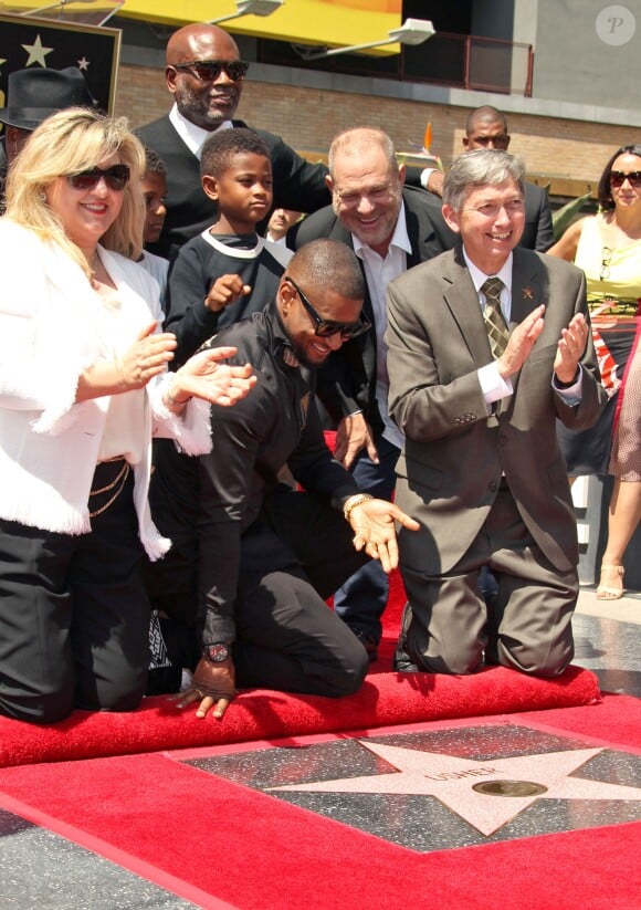 Usher inaugure son étoile sur le Walk of Fame à Hollywood, le 7 septembre 2016.