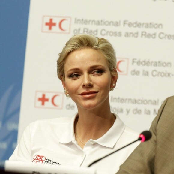 La princesse Charlene de Monaco, ambassadrice de bonne volonté de l'ONU, est intervenue le 9 septembre 2016 à Genève dans le cadre de la Journée mondiale des premiers secours organisée par la Fédération internationale des Sociétés de la Croix-Rouge et du Croissant-Rouge. © Dominique Jacovides / Bestimage
