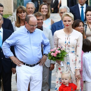 Le prince Albert II et la princesse Charlene de Monaco ont pris part avec leur fils le prince héréditaire Jacques de Monaco au traditionnel pique-nique (cavagnëtu) de rentrée organisé le 10 septembre 2016 pour les Monégasques dans le parc Princesse Antoinette. Deux arbres ont été plantés et bénis en son honneur et celui de sa soeur la princesse Gabriella, absente. © Olivier Huitel /Pool restreint Monaco / Bestimage