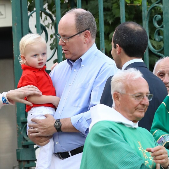 Le prince Albert II et la princesse Charlene de Monaco ont pris part avec leur fils le prince héréditaire Jacques de Monaco au traditionnel pique-nique (cavagnëtu) de rentrée organisé le 10 septembre 2016 pour les Monégasques dans le parc Princesse Antoinette. Deux arbres ont été plantés et bénis en son honneur et celui de sa soeur la princesse Gabriella, absente. © Olivier Huitel /Pool restreint Monaco / Bestimage