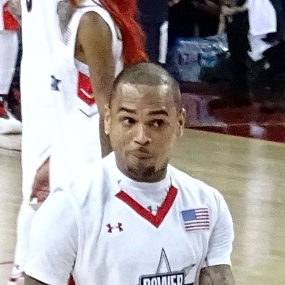 Chris Brown lors du match caritatif de basketball Power 106 All Stars à Los Angeles, le 11 septembre 2016.