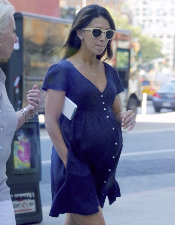 Hilaria Baldwin, enceinte, à New York, le 24 août 2016.