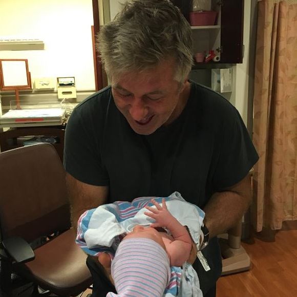 Alec Baldwin pose avec son fils Leonardo sur Instagram le 15 septembre 2016