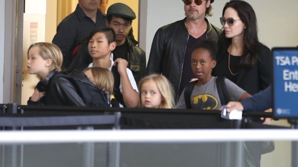 Angelina Jolie et Brad Pitt "mauvais père" ? Les six enfants au coeur du divorce