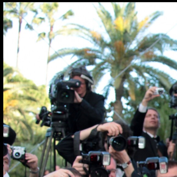BRAD PITT, ANGELINA JOLIE - MONTEE DES MARCHES DU FILM "THE TREE OF LIFE" - 64 EME FESTIVAL INTERNATIONAL DU FILM DE CANNES 16/05/2011