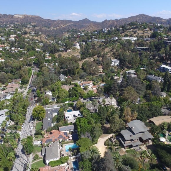 Exclusif - Vue aérienne de la maison de Angelina Jolie et Brad Pitt à Beverly Hills, le 20 septembre 2016