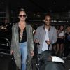 John Legend, sa femme Chrissy Teigen et leur petite fille Luna arrivent à L'aéroport LAX de Los Angeles, Californie, Etats-Unis, le 31 juillet 2016.