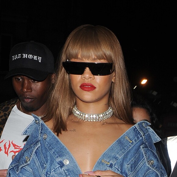Rihanna et Justin Bieber à la sortie du Tape Nightclub à Londres le 20 aout 2016.