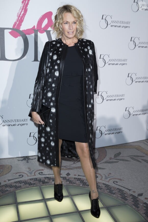 Estelle Lefébureà la soirée des 50 ans d'Ungaro et lancement du nouveau parfum "La Diva" au Petit Palais à Paris, le 26 janvier 2016