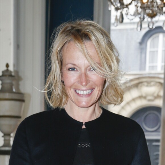 Estelle Lefébure au déjeuner Swaroski et United Nations Foundation pour "l'international women's day" à l'ambassade des Etats-Unis à Paris le 3 mars 2016