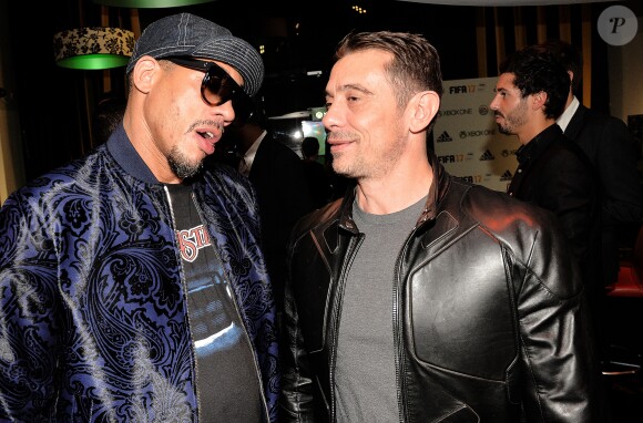 JoeyStarr et Kool Shen se retrouvent lors de la soirée de lancement du jeu vidéo "FIFA 17" au Cercle Cadet à Paris le 26 septembre 2016. © Veeren/Bestimage