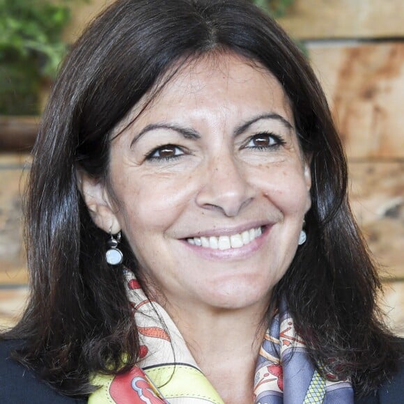 Anne Hidalgo - Inauguration de la 7e édition de l'opération "Tous au restaurant" au BHV à Paris, le 19 septembre 2016. © Pierre Perusseau/Bestimage