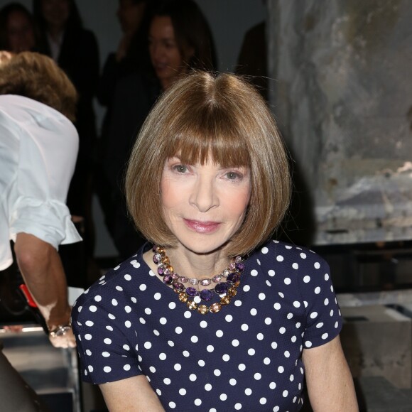 Anna Wintour - Personnalités au défilé de mode "Saint Laurent ", collection prêt-à-porter printemps-été 2017 à Paris, le 27 septembre 2016.