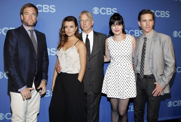 Le casting de NCIS, Michael Weatherly, Cote de Pable, Mark Harmon, Pauley Perrette et Brian Dietzen à la conférence de presse CBS à New York City le 15 mai 2013.
