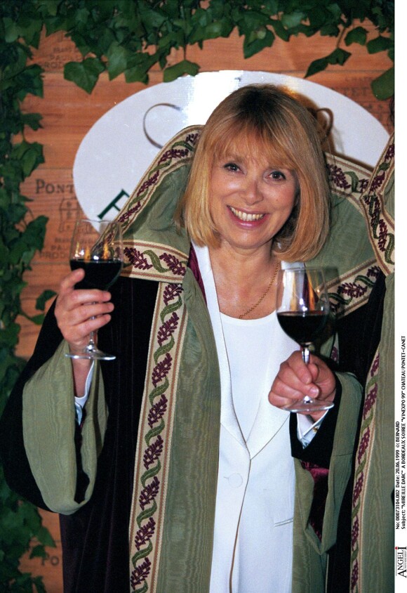 Mireille Darc à Bordeaux - Soirée Vinexpo en 1999