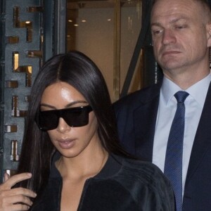 Kim Kardashian fait du shopping à Paris le 1er octobre 2016. Elle s'est rendue chez Azzedine Alaïa puis chez Hermès.