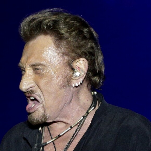 Exclusif - Johnny Hallyday en concert au Vélodrome à Arcachon, où 8500 personnes sont venues l'acclamer. Le 19 juillet 2016 © Patrick Bernard-Thibaud Moritz / Bestimage