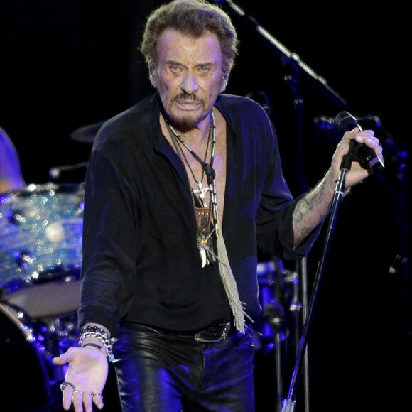 Exclusif - Johnny Hallyday en concert au Vélodrome à Arcachon, où 8500 personnes sont venues l'acclamer. Le 19 juillet 2016 © Patrick Bernard-Thibaud Moritz / Bestimage
