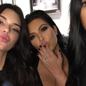 Kim Kardashian avec ses soeurs (septembre 2015).