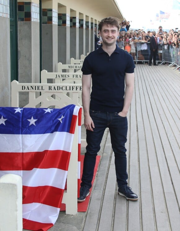 Daniel Radcliffe - Inauguration de la cabine de Daniel Radcliffe sur les planches au 42ème Festival du Film Américain de Deauville le 10 septembre 2016. © Denis Guignebourg / Bestimage