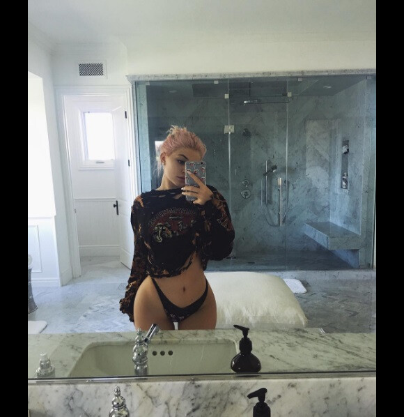 Kylie Jenner se dévoilant sur Instagram le 8 octobre 2016