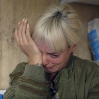 Lily Allen en larmes à la jungle de Calais : Ses "excuses" font polémique