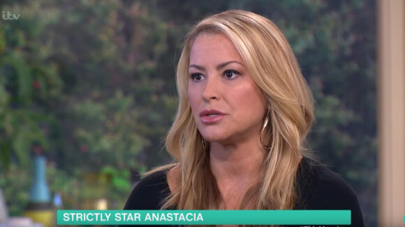 Anastacia blessée : La star redoute une nouvelle opération après deux cancers