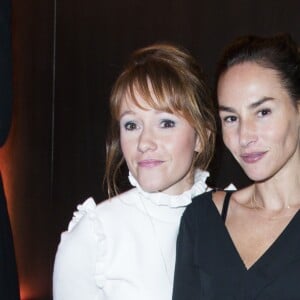 Vanessa Demouy et une invitée lors de la soirée de réouverture de l'Emporio Armani Caffé au 149 boulevard Saint-Germain à Paris, le 13 octobre 2016