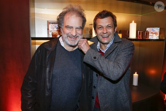Raphaël Mezrahi et Laurent Mariotte lors de la soirée de réouverture de l'Emporio Armani Caffé au 149 boulevard Saint-Germain à Paris, le 13 octobre 2016
