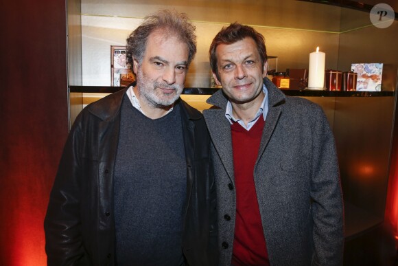 Raphaël Mezrahi et Laurent Mariotte lors de la soirée de réouverture de l'Emporio Armani Caffé au 149 boulevard Saint-Germain à Paris, le 13 octobre 2016
