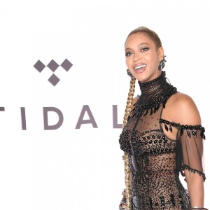 Beyonce participe au deuxième concert caritatif de Tidal, TIDAL X: 1015, organisé au Barclays Center de New York le 15 octobre 2016.