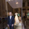 Par Engsheden a créé la robe de mariée de la princesse Victoria de Suède et était présent pour l'inauguration le 17 octobre 2016 au palais royal Drottningholm à Stockholm de l'exposition "Les robes de mariée royales, 1976-2015".