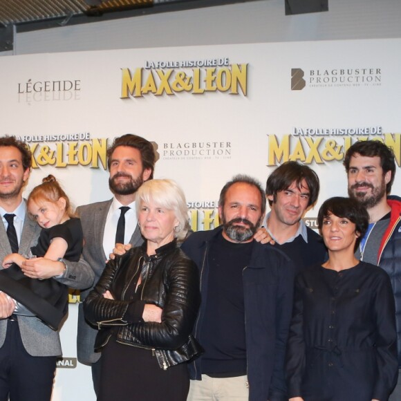 Julien Pestel, Jonathan Barré, Baptiste Lecaplain, Bernard Farcy, David Marsais, Saskia Dillais de Melo, Grégoire Ludig, Catherine Hosmalin, guest, Florence Foresti, Simon Astier, Nicolas Maury et Monsieur Poulpe - Avant-première du film "La Folle Histoire de Max et Léon" au cinéma MK2 Bibliothèque à Paris, le 18 octobre 2016. © CVS/Bestimage