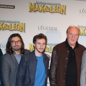 Julien Pestel, Jonathan Barré, Baptiste Lecaplain, Bernard Farcy, David Marsais, Saskia Dillais de Melo, Grégoire Ludig, Catherine Hosmalin, guest, Florence Foresti, Simon Astier, Nicolas Maury et Monsieur Poulpe - Avant-première du film "La Folle Histoire de Max et Léon" au cinéma MK2 Bibliothèque à Paris, le 18 octobre 2016. © CVS/Bestimage