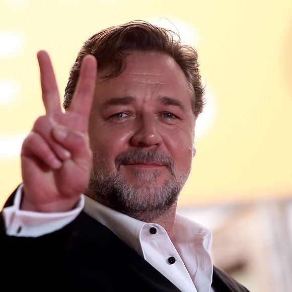 Russell Crowe à la Montée des marches du film "The Nice Guys" lors du 69ème Festival International du Film de Cannes. Le 15 mai 2016. © Borde-Jacovides-Moreau/Bestimage