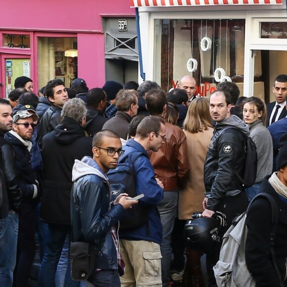 Ouverture de la boutique de popcorn "Yummy Pop" de Scarlett Johansson et son mari Romain Dauriac dans le quartier du Marais à Paris, France, le 22 octobre 2016.