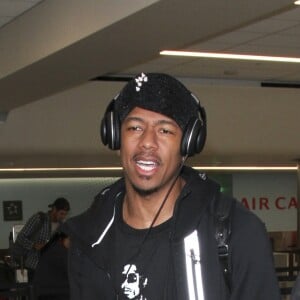 Nick Cannon arrive à l'aéroport de LAX à Los Angeles, le 12 sptembre 2016 © CPA/Bestimage12/09/2016 - Los Angeles