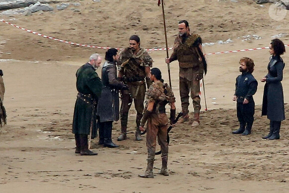 Peter Dinklage et Kit Harington sur le tournage de la série "Game of Thrones 7" à Zumaia le 24 octobre 2016.