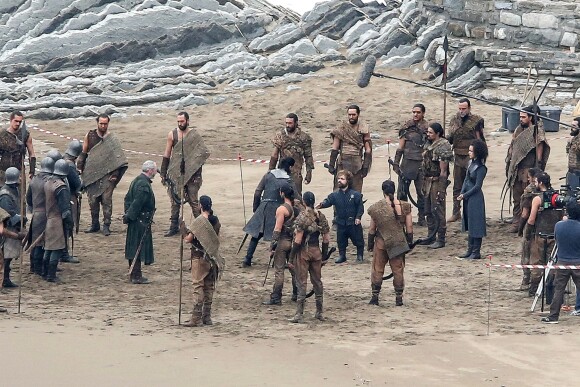 Peter Dinklage et Kit Harington sur le tournage de la série "Game of Thrones 7" à Zumaia en Espagne le 24 octobre 2016.