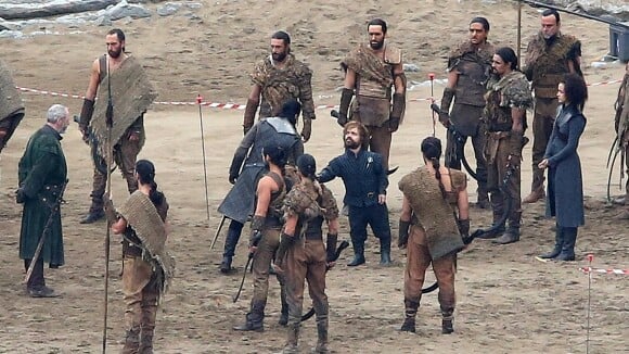 Game of Thrones saison 7 : Des images du tournage avec Jon Snow et Tyrion