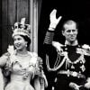 La reine Elisabeth II et son mari le prince Philip au balcon du palais de Buckingham le jour du couronnement, le 2 juin 1953.