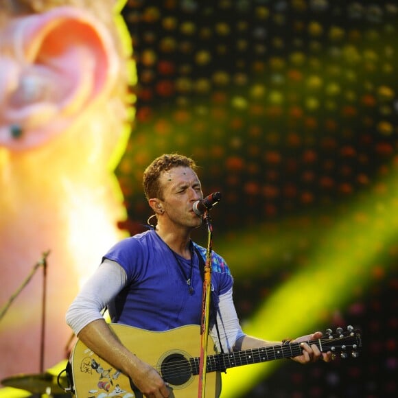 Chris Martin - Coldplay en concert au stade Wembley à Londres. Le 15 juin 2016