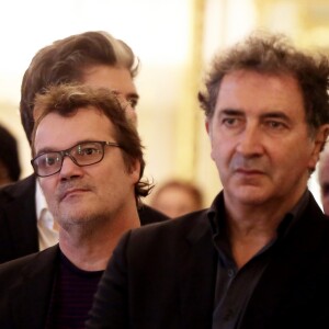 Axel Bauer et François Morel - Audrey Azoulay a fait commandeur de l'Ordre des Arts et des Lettres Louis Chedid dans le salon du ministère de la Culture à Paris, le 25 Octobre 2016. © Dominique Jacovides/Bestimage