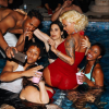 Amber Rose a publié les photos de sa pool-party d'anniversaire sur sa page Instagram. Elle est apparue très proche du danseur Val Chmerkovsky. Photo publiée sur Instagram le 24 octobre 2016